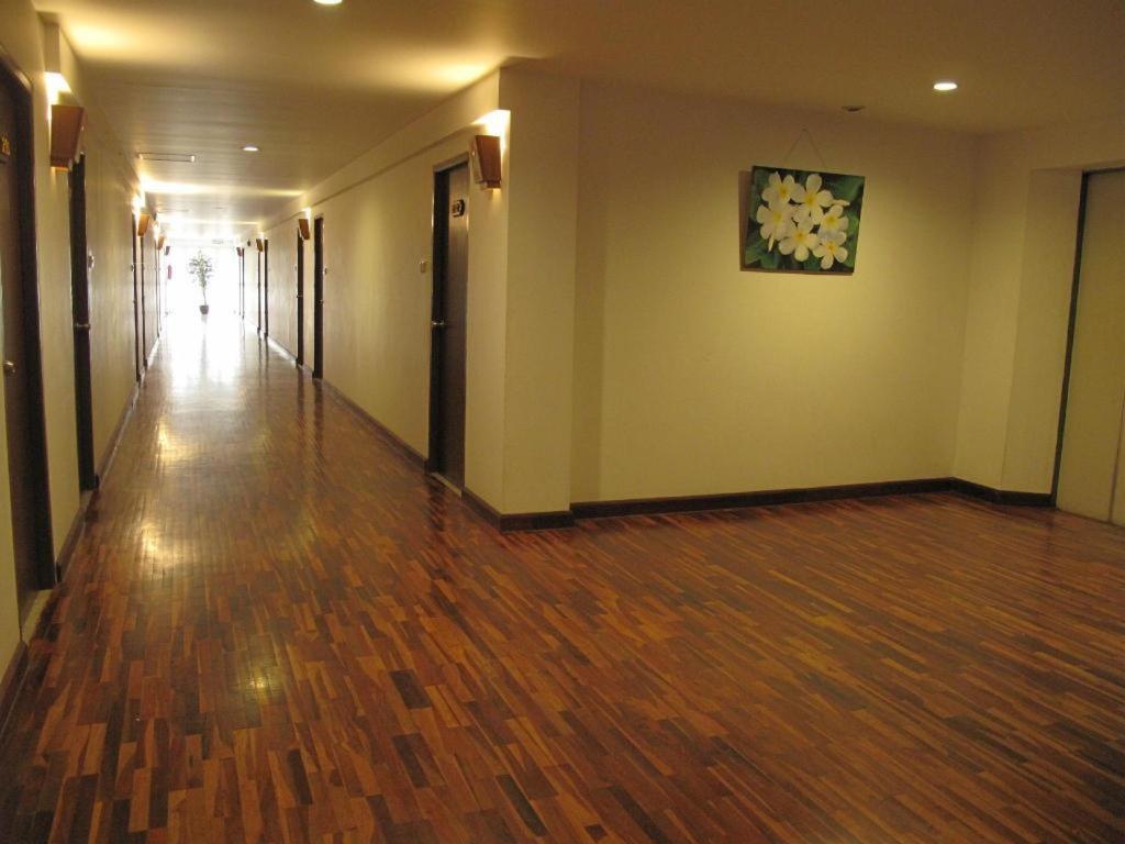 Dusit Hotel Sakon Nakhon Bagian luar foto