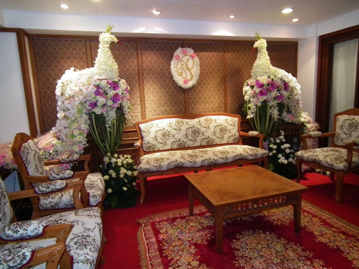Dusit Hotel Sakon Nakhon Bagian luar foto